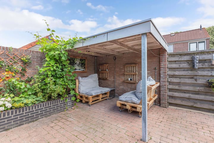 Foto 23 van Eringastraat 15