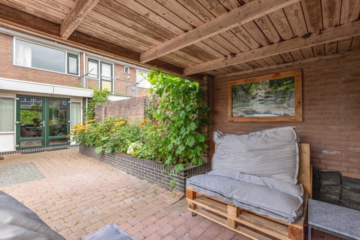 Foto 24 van Eringastraat 15