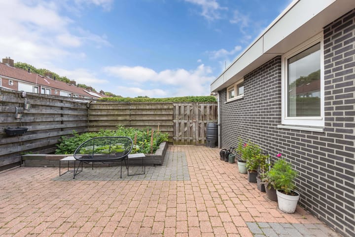 Foto 25 van Eringastraat 15