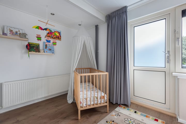 Foto 30 van Eringastraat 15