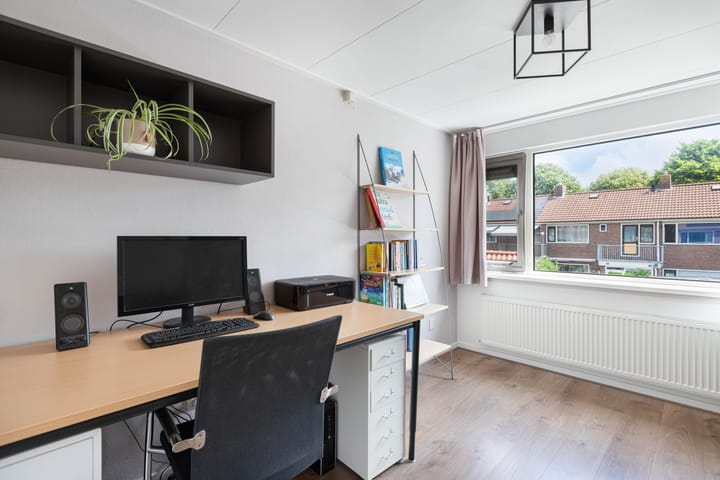 Foto 31 van Eringastraat 15