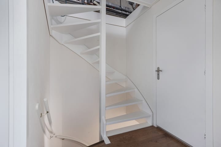 Foto 39 van Eringastraat 15