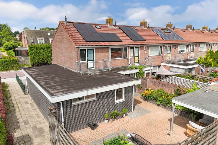 Foto 42 van Eringastraat 15