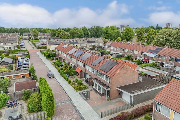 Foto 45 van Eringastraat 15