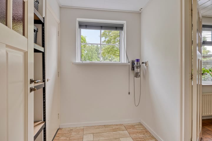 Foto 16 van Maatseheistraat 12-A