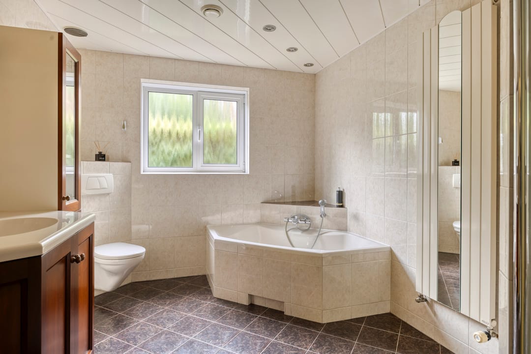 Photo 23 of Maatseheistraat 12-A