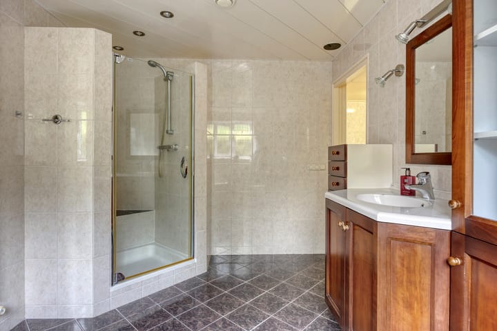 Foto 24 van Maatseheistraat 12-A