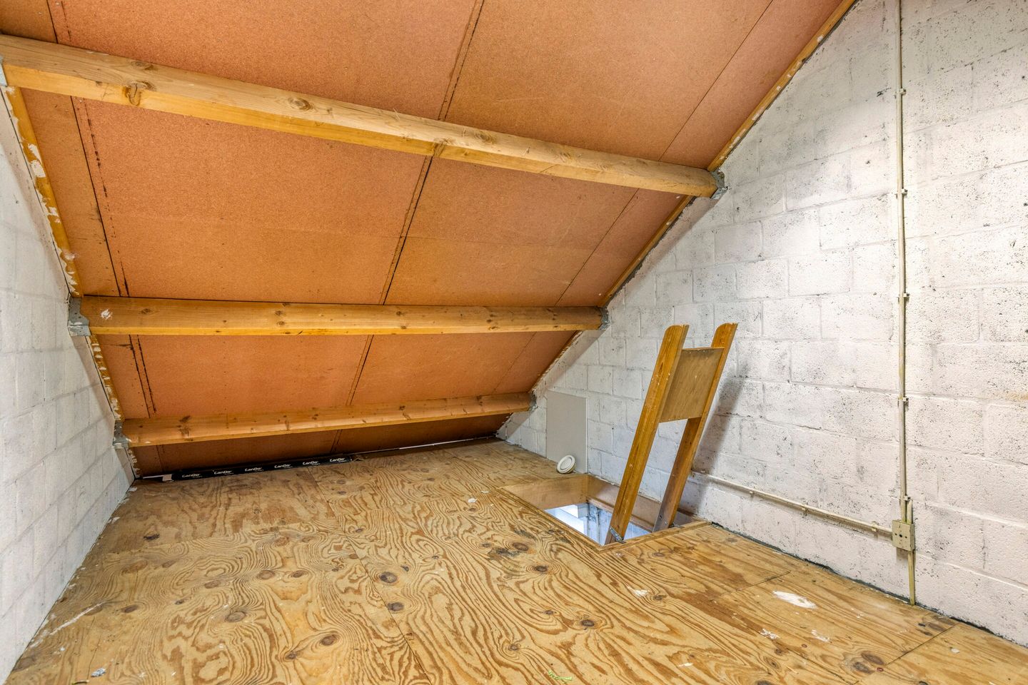 Foto 34 van Kapelaan Wijnensingel 96