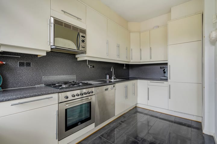 Foto 3 van Dr H. Colijnlaan 126