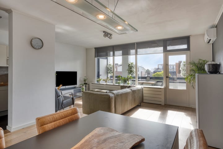 Foto 2 van Bernhardstraat 29