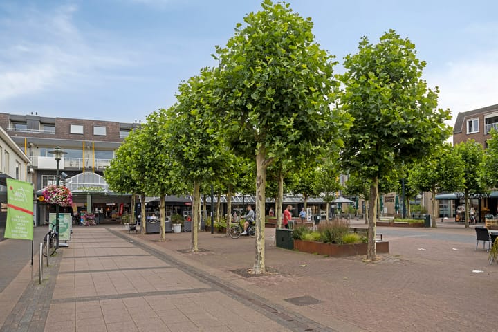 Foto 32 van Bernhardstraat 29