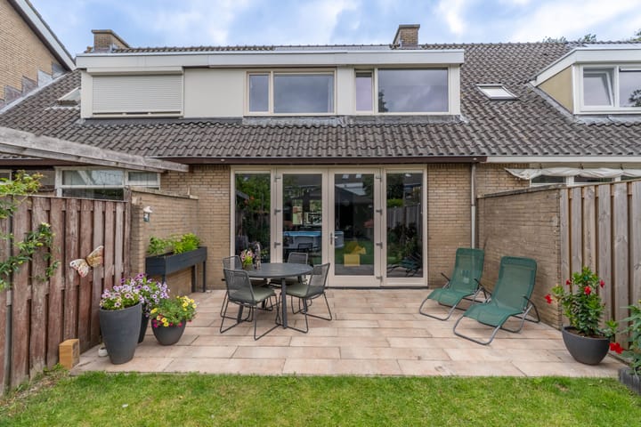 Photo 6 of Mambostraat 80