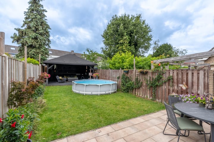 Photo 9 of Mambostraat 80