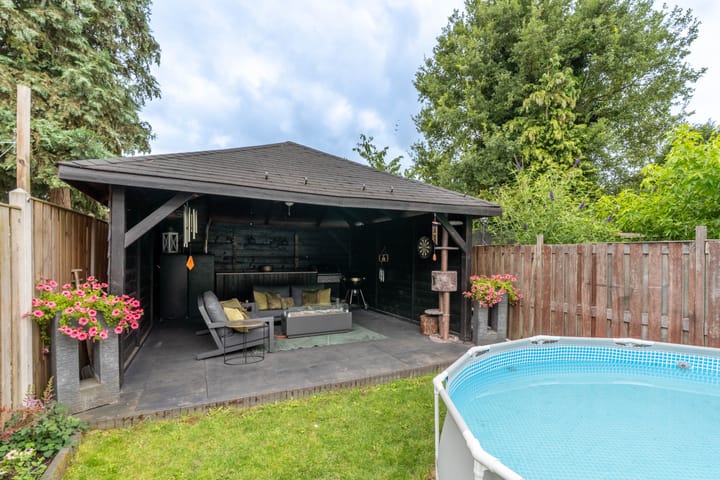 Photo 11 of Mambostraat 80