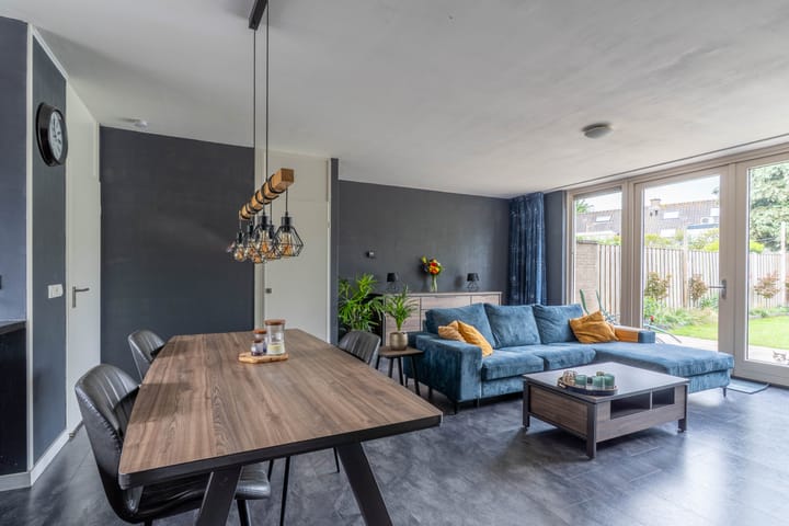 Photo 30 of Mambostraat 80