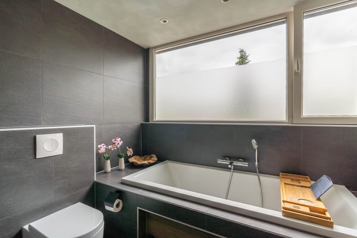 Photo 49 of Mambostraat 80