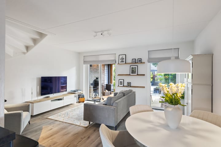 Foto 4 van Notenhout 25-B