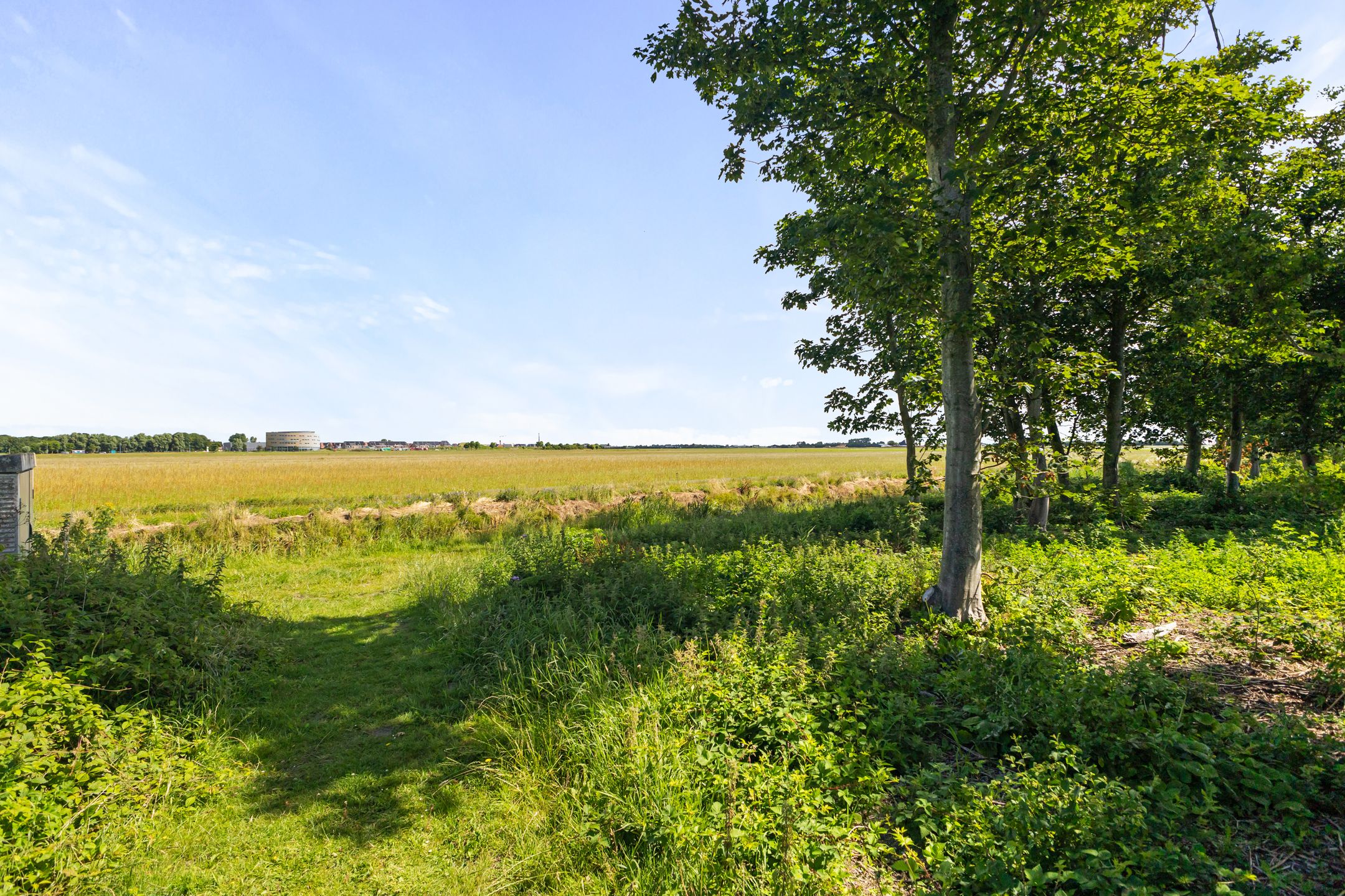 Foto 27 van Notenhout 25-B