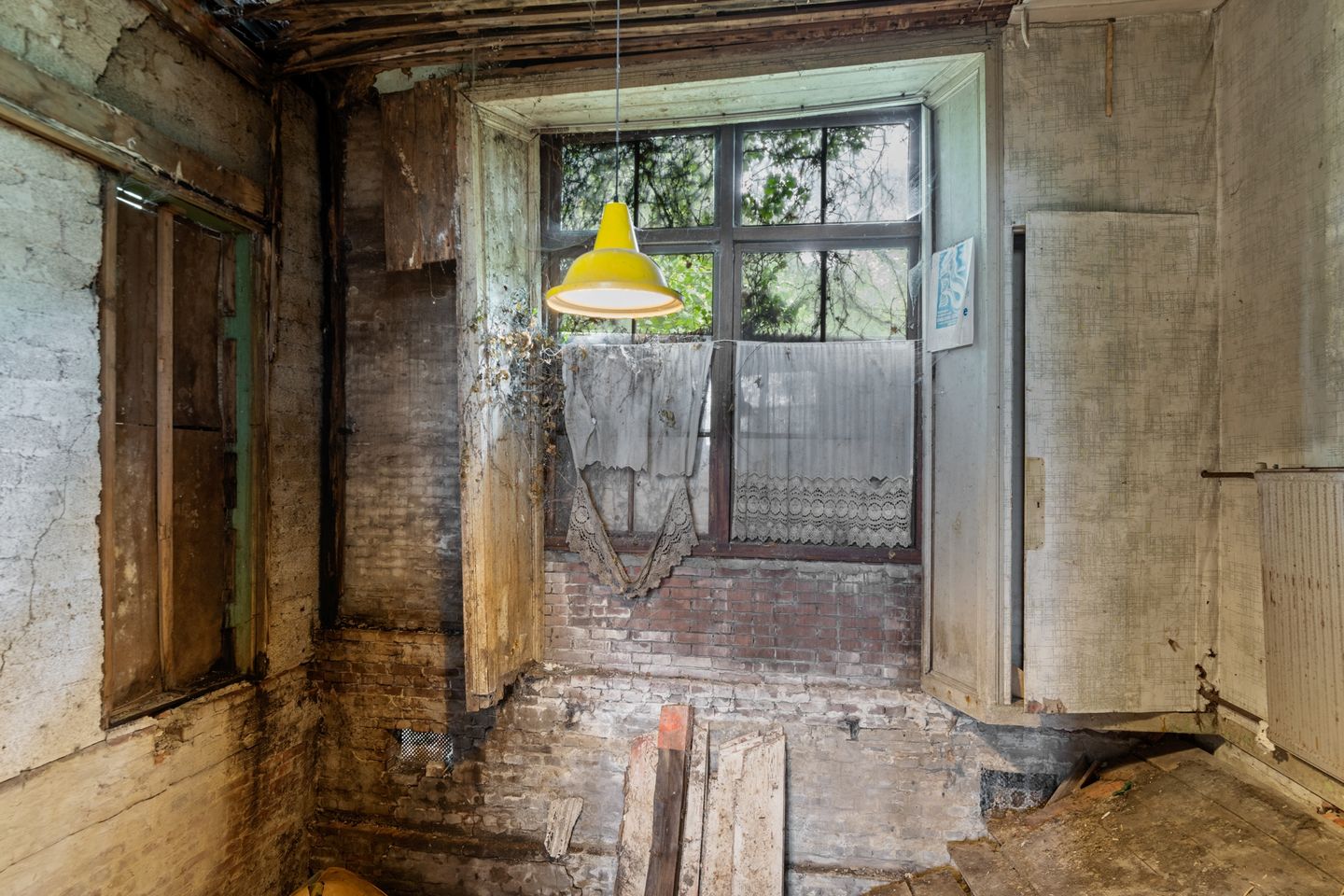 887.jpg?options=width=1440