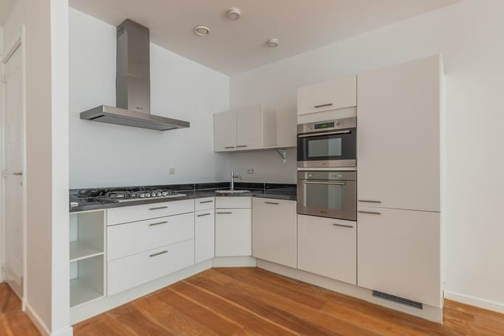 Foto 7 van Kazernestraat 106