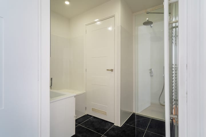 Foto 25 van Kazernestraat 106