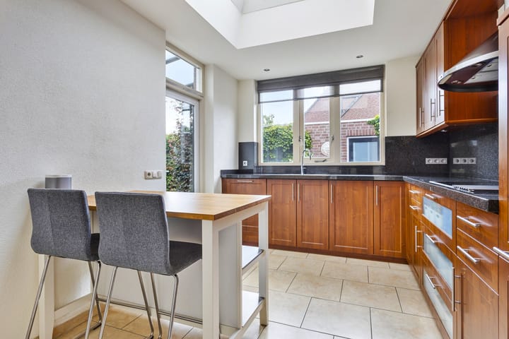 Foto 10 van Carmelietenstraat-west 41