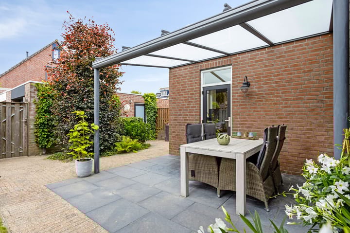 Foto 23 van Carmelietenstraat-west 41