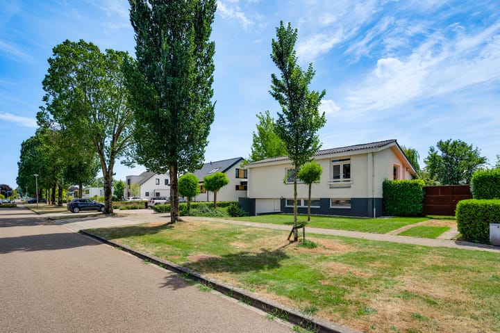 Foto 25 van Iepenlaan 58