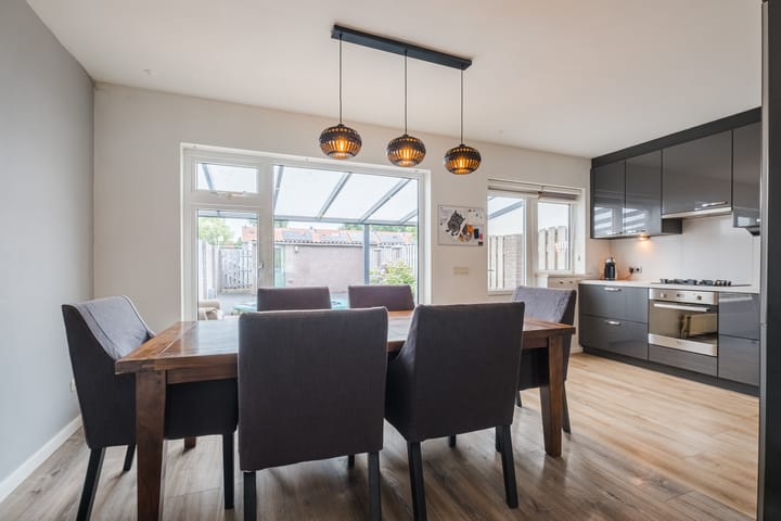 Photo 11 of Spinetstraat 2