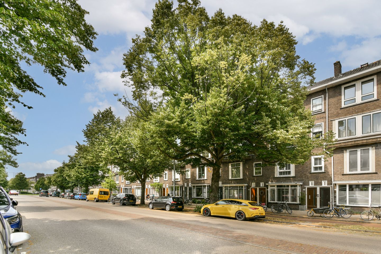 Foto 35 van Burgemeester Knappertlaan 182-B