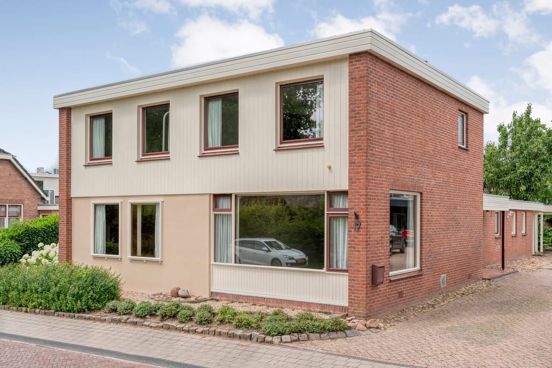 Photo 1 of Schoolstraat 17