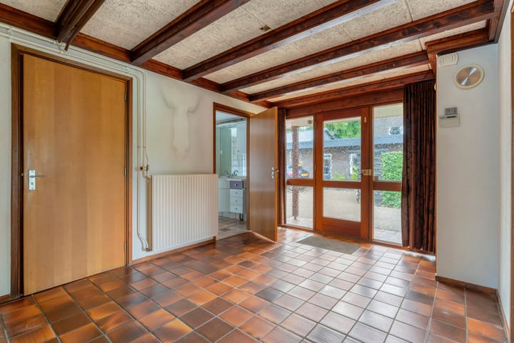 Photo 16 of Schoolstraat 17