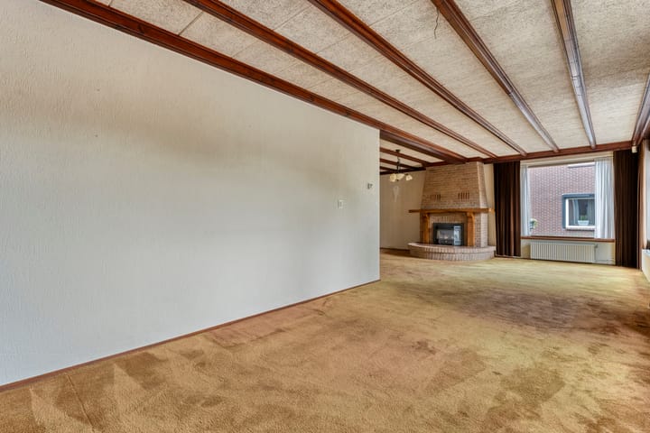 Photo 24 of Schoolstraat 17