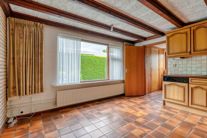 Photo 25 of Schoolstraat 17