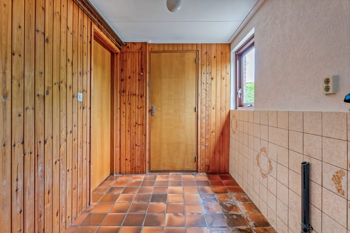 Photo 32 of Schoolstraat 17