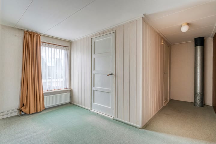 Photo 38 of Schoolstraat 17