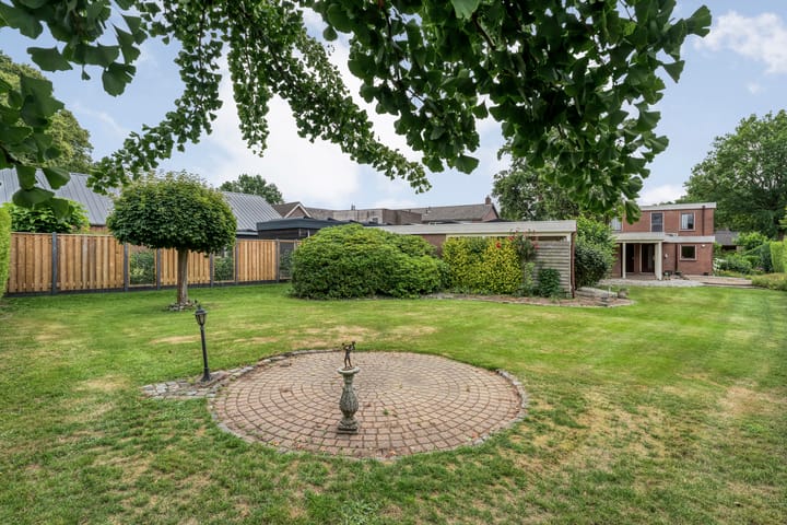 Photo 63 of Schoolstraat 17