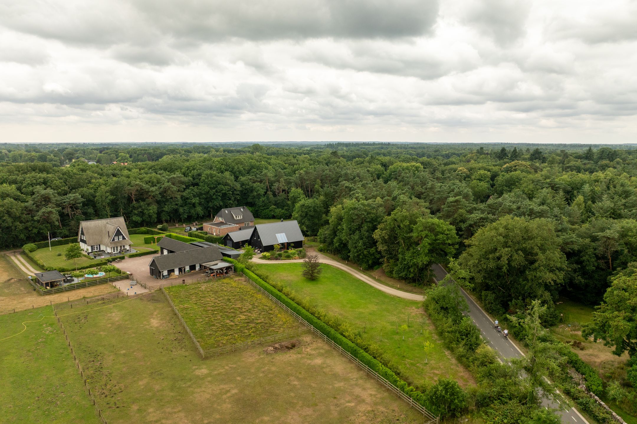 Photo 87 of Woesterweg 13