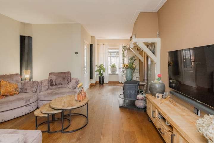 Foto 12 van De Ruyterstraat 198