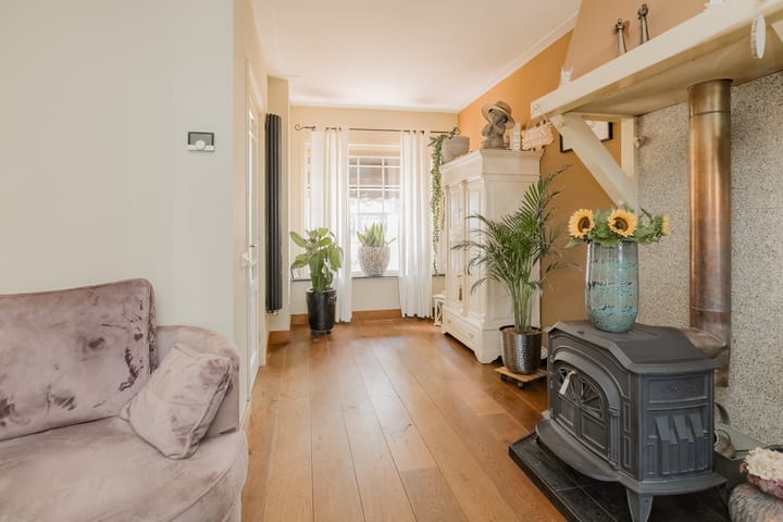 Foto 13 van De Ruyterstraat 198