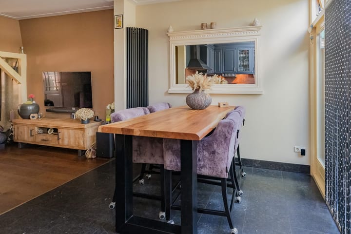 Foto 18 van De Ruyterstraat 198