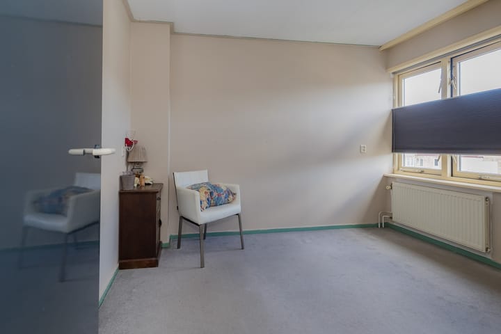 Foto 37 van De Ruyterstraat 198