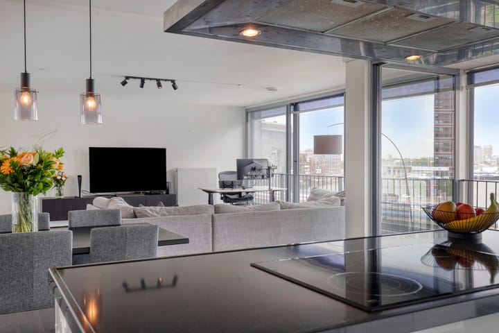 Foto 16 van Maashaven O.z. 208