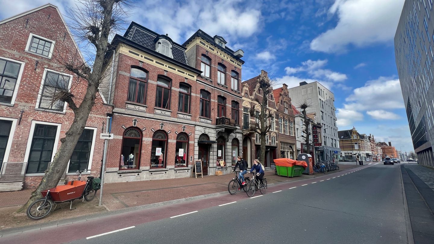 View photo 4 of Damsterdiep 38