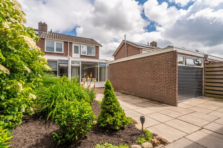 Foto 2 van Mondsteen 23