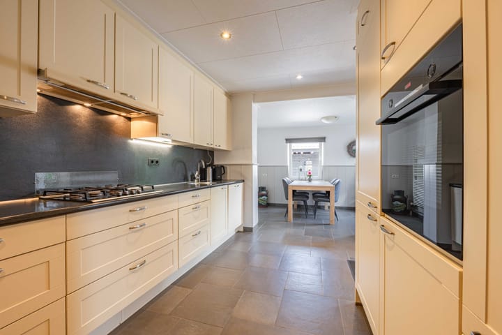 Foto 19 van Buitenweg 43