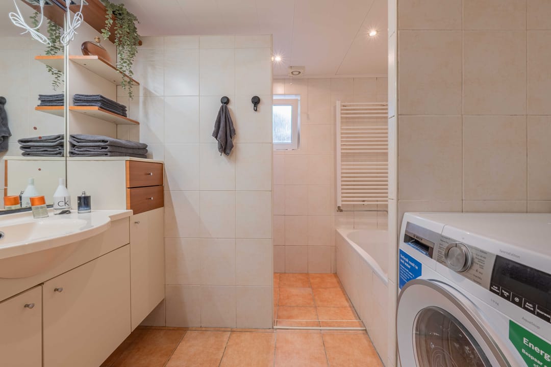 Photo 28 of Buitenweg 43