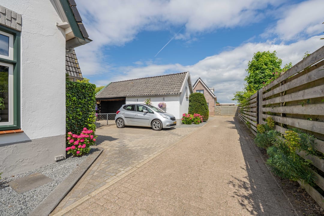 Photo 52 of Buitenweg 43