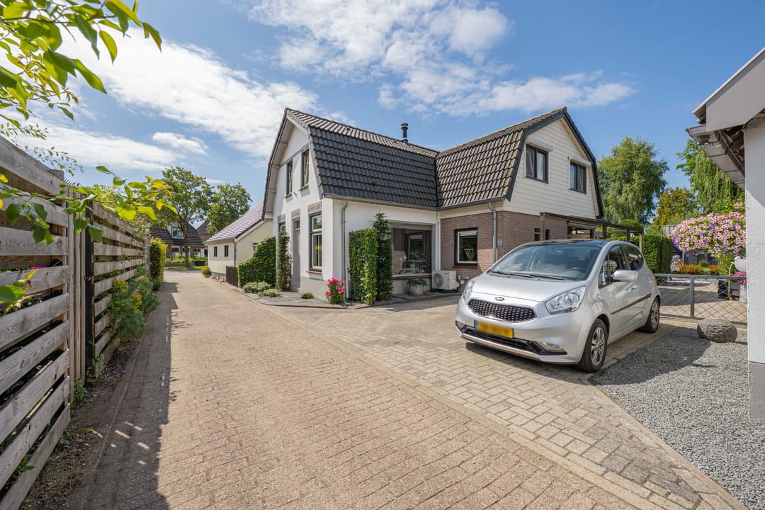 Photo 53 of Buitenweg 43