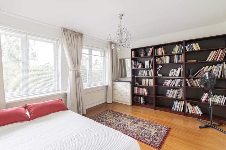 Foto 17 van Thorbeckelaan 116